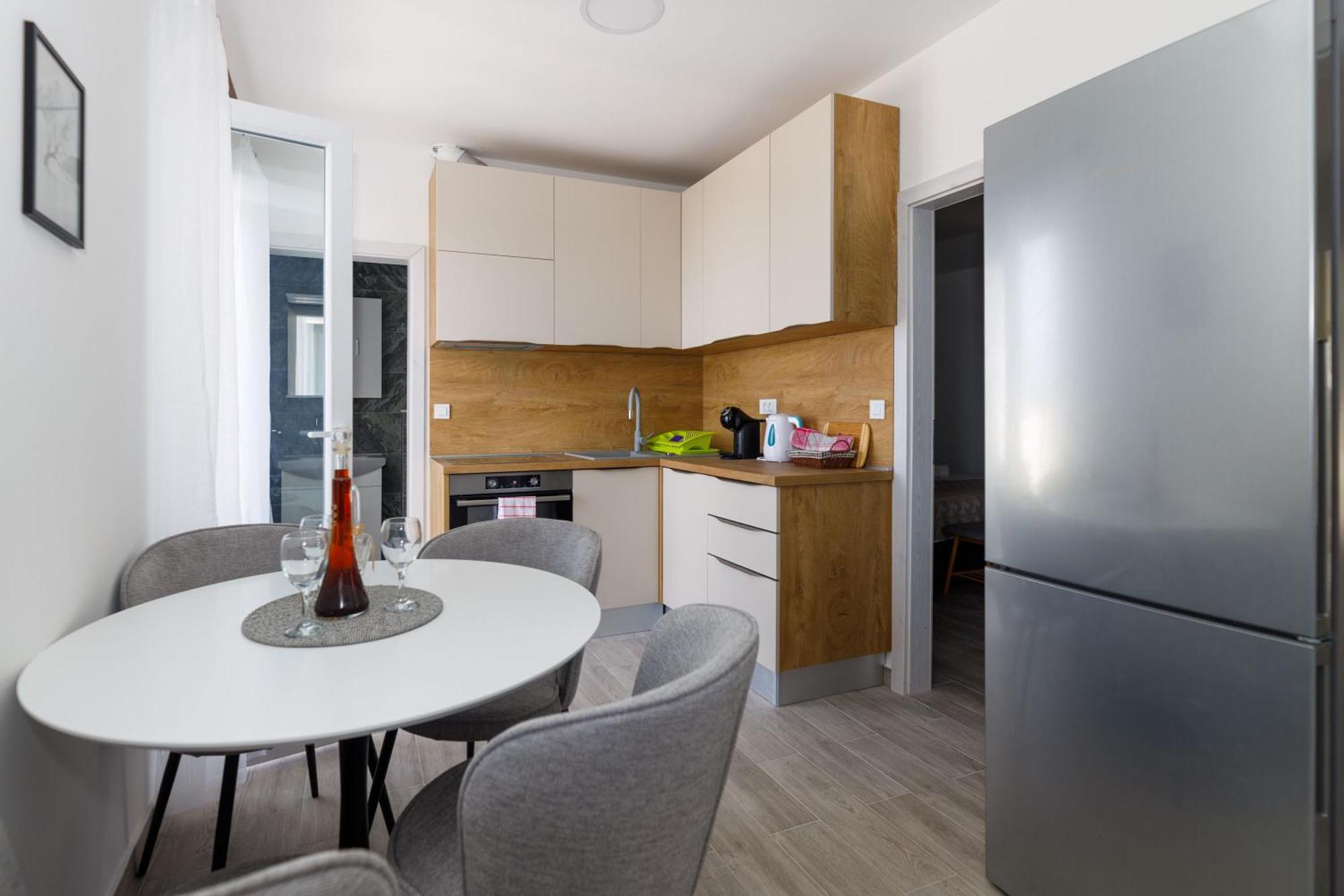 Апартаменты Apartman Maro Макарска Экстерьер фото