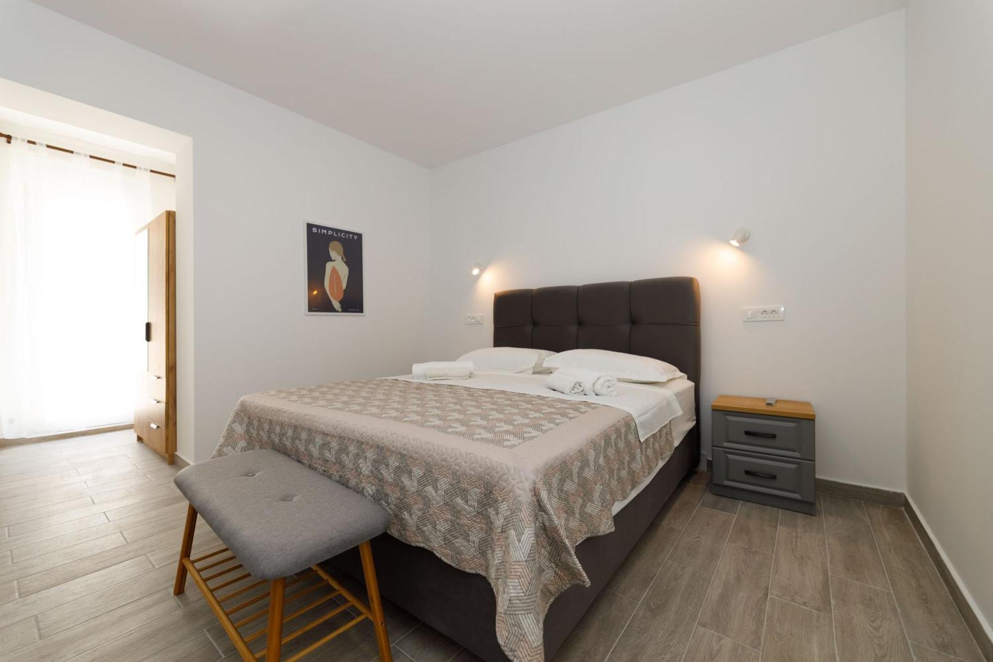 Апартаменты Apartman Maro Макарска Экстерьер фото