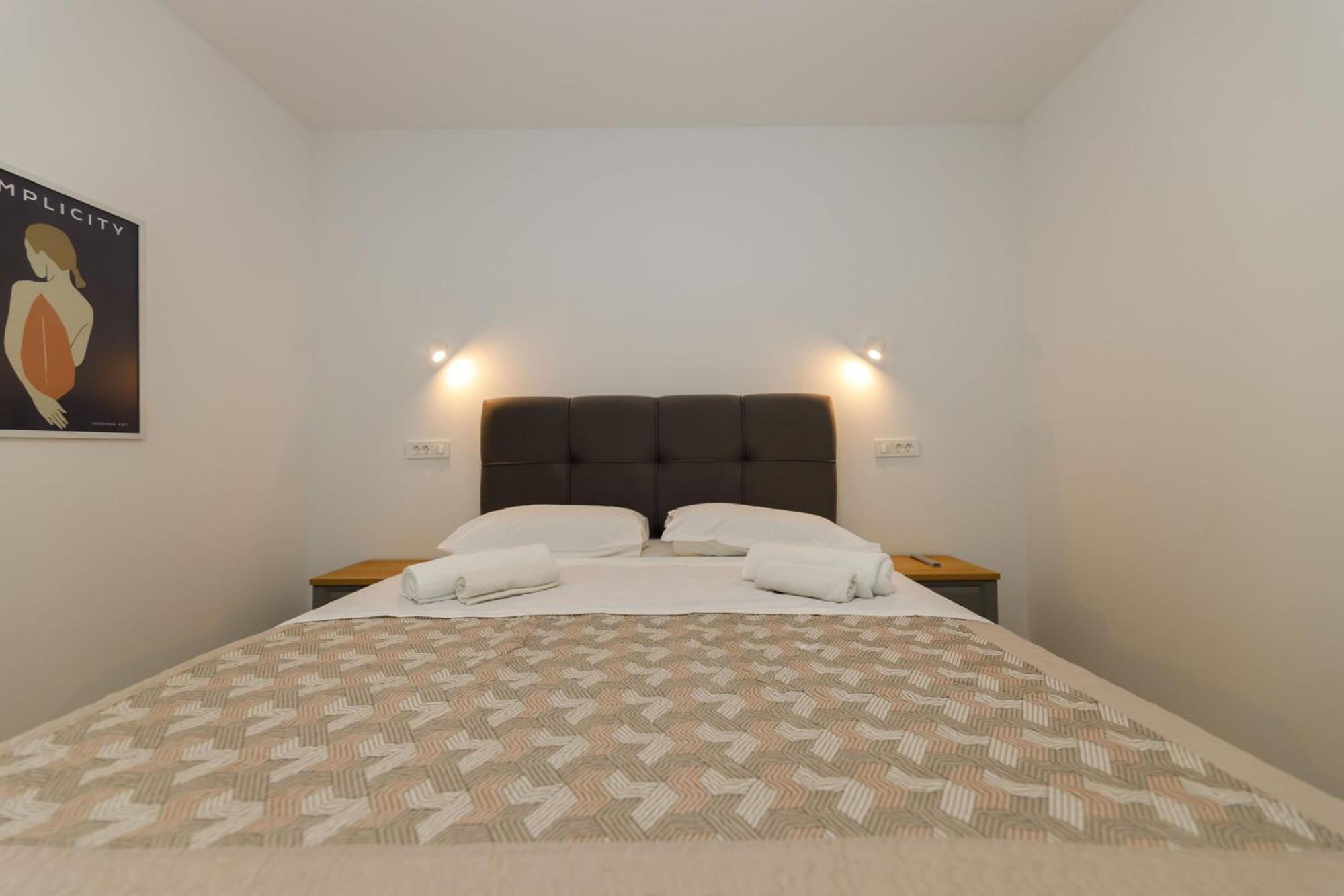Апартаменты Apartman Maro Макарска Экстерьер фото