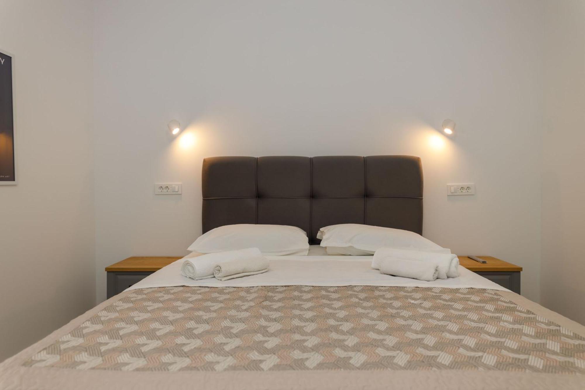Апартаменты Apartman Maro Макарска Экстерьер фото