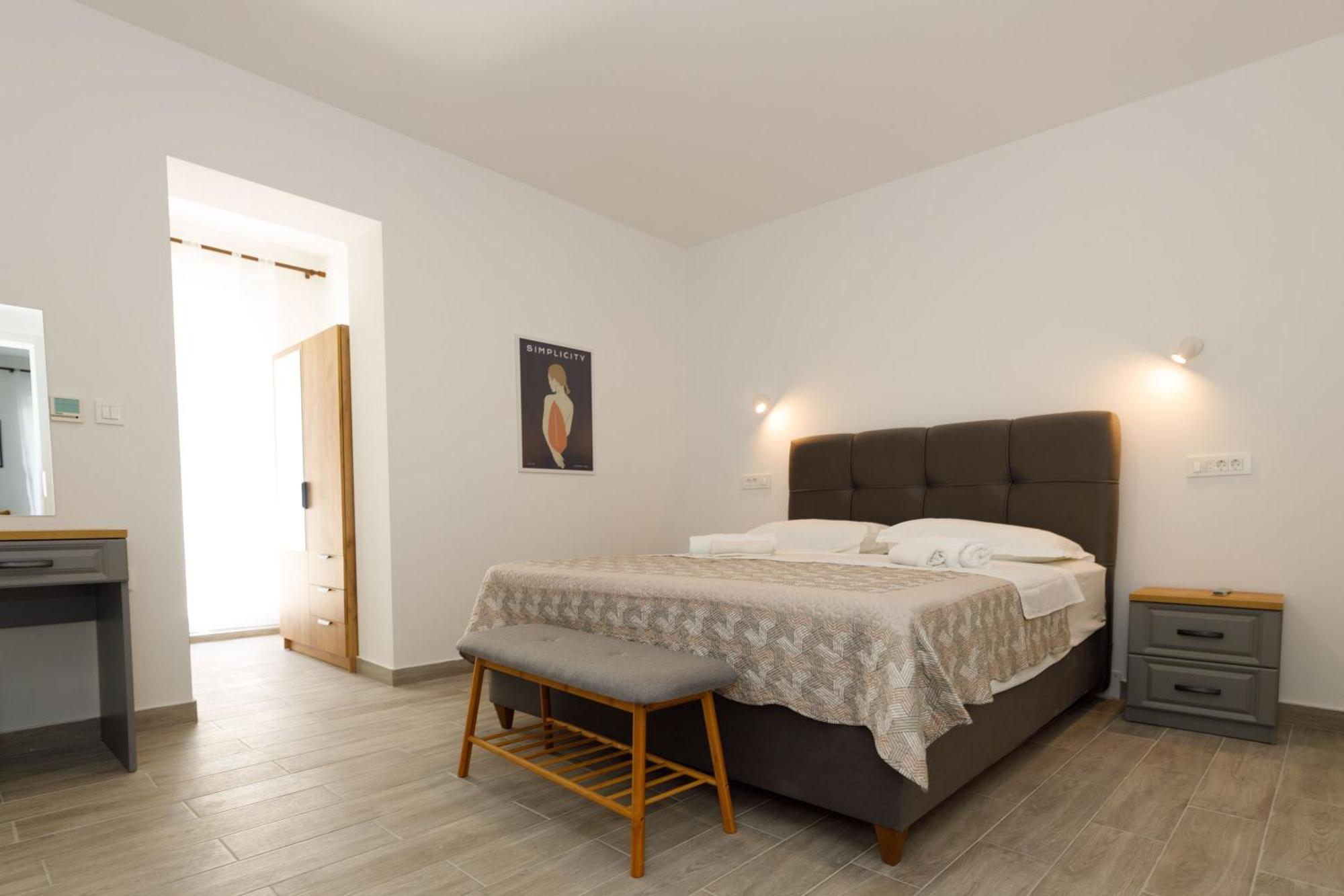 Апартаменты Apartman Maro Макарска Экстерьер фото
